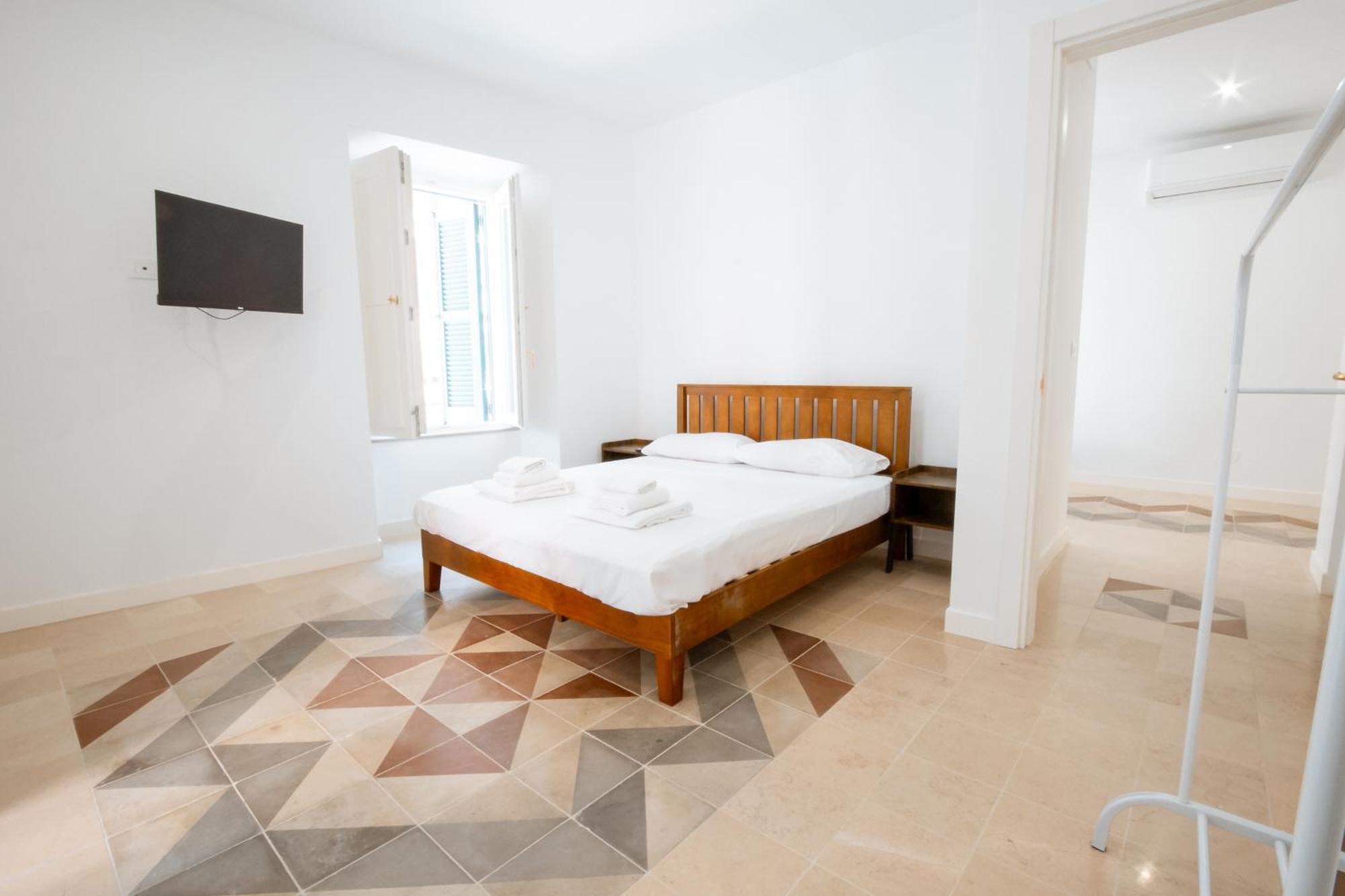 Palazzo Marevento Apartment Bari Exterior photo