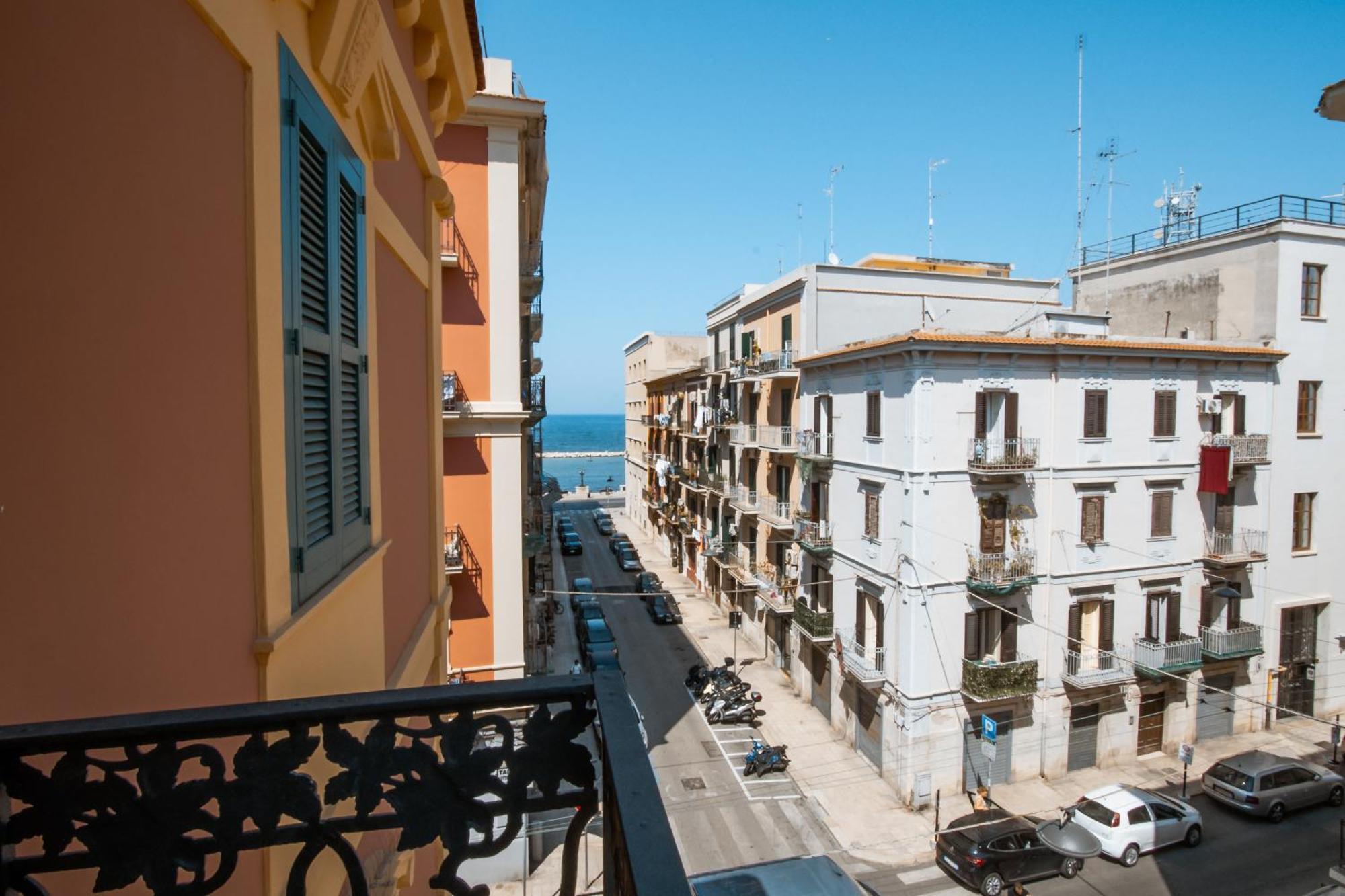 Palazzo Marevento Apartment Bari Exterior photo